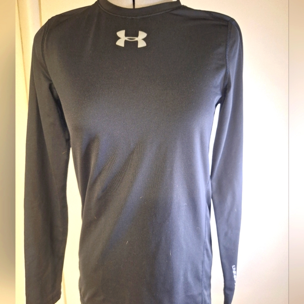 Under Armour Coldgear Dark Grey Long Sleeved Pullover Size YXL